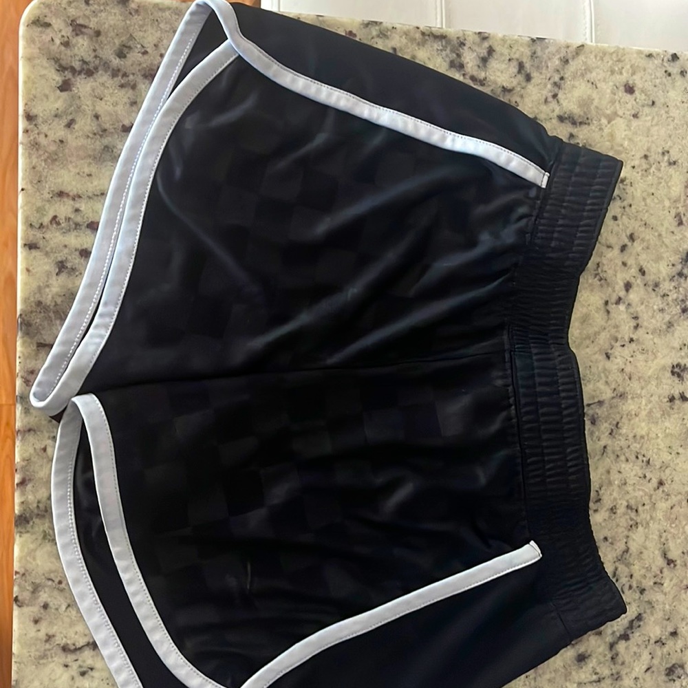 umbro shorts, size: large 10/12 in girls, color:black